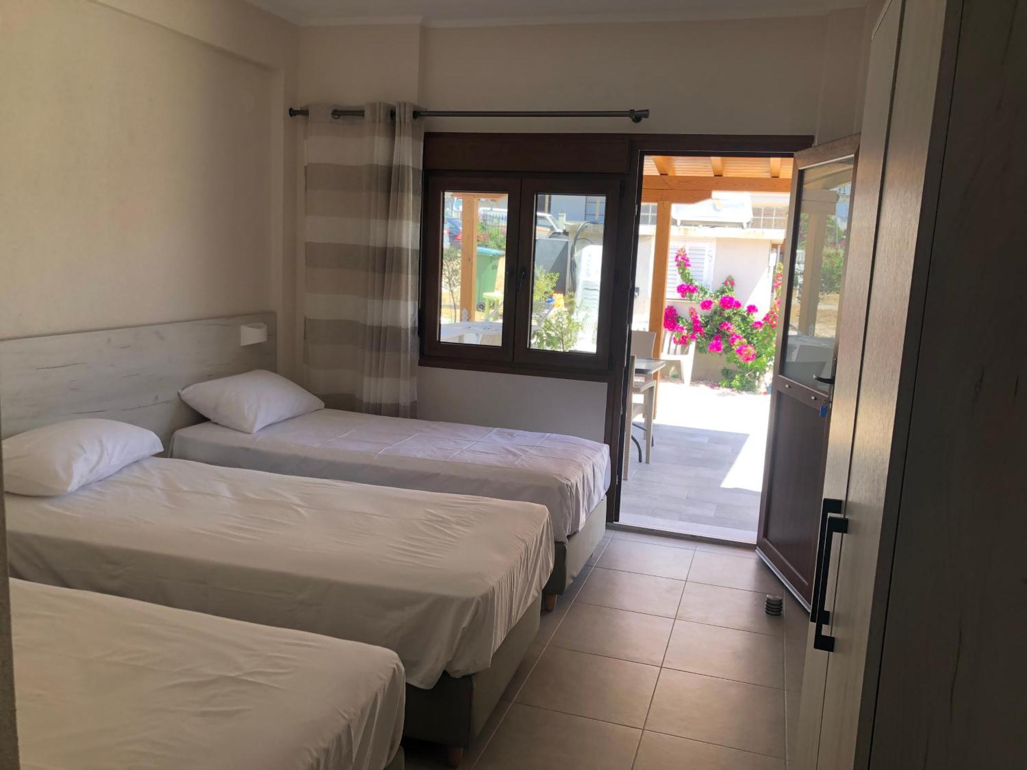 Daniela Apartments เนอาโรดา ภายนอก รูปภาพ