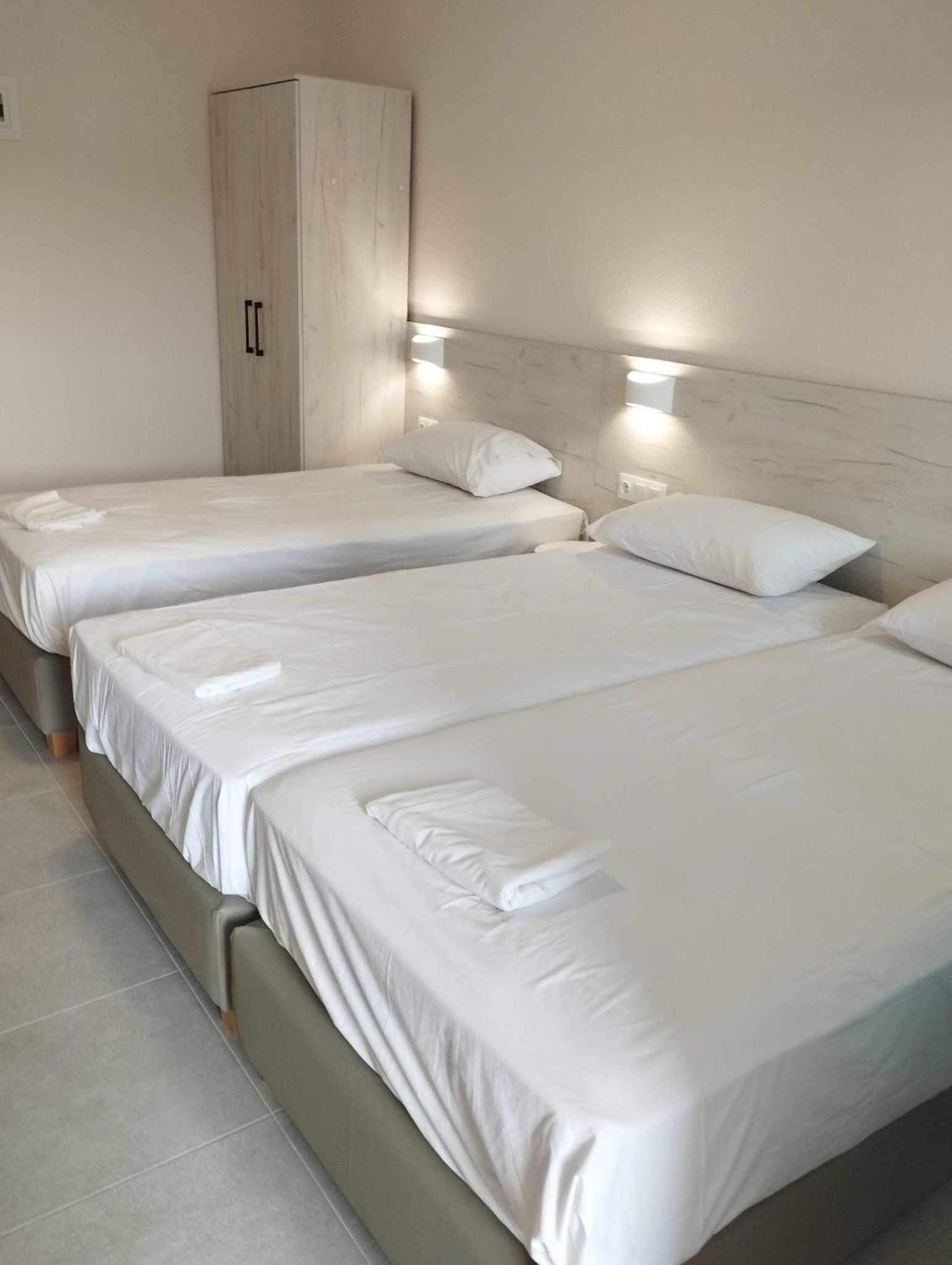 Daniela Apartments เนอาโรดา ภายนอก รูปภาพ