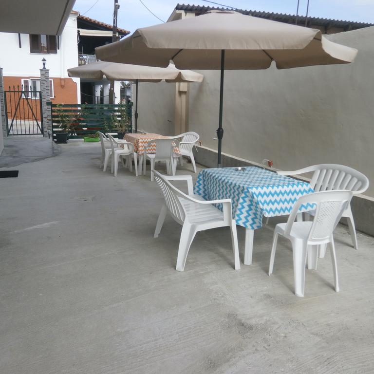 Daniela Apartments เนอาโรดา ภายนอก รูปภาพ