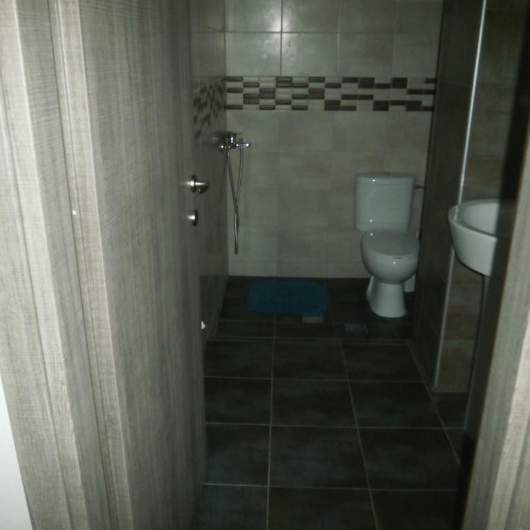 Daniela Apartments เนอาโรดา ภายนอก รูปภาพ